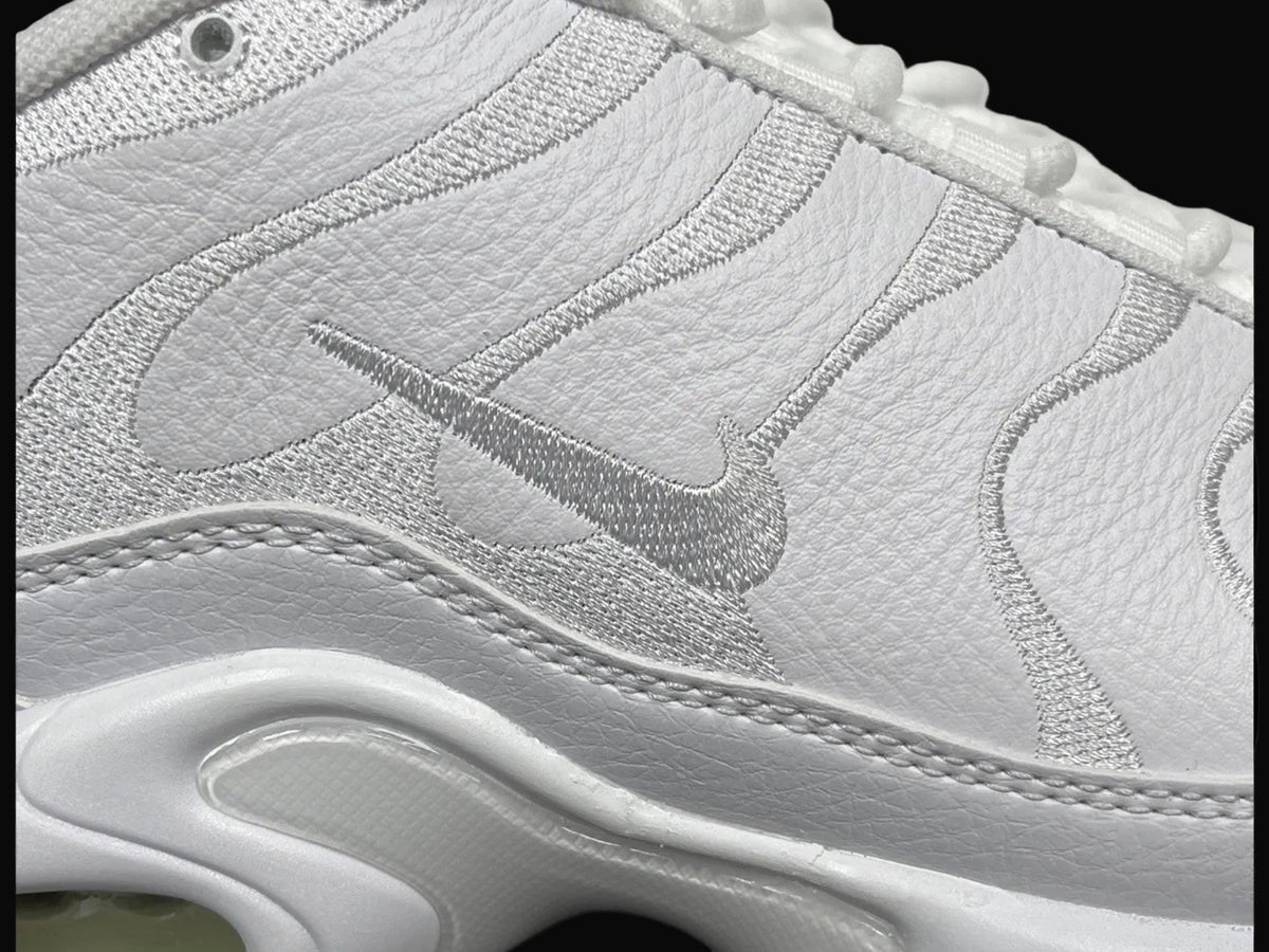Nike Air Max Plus Triple White