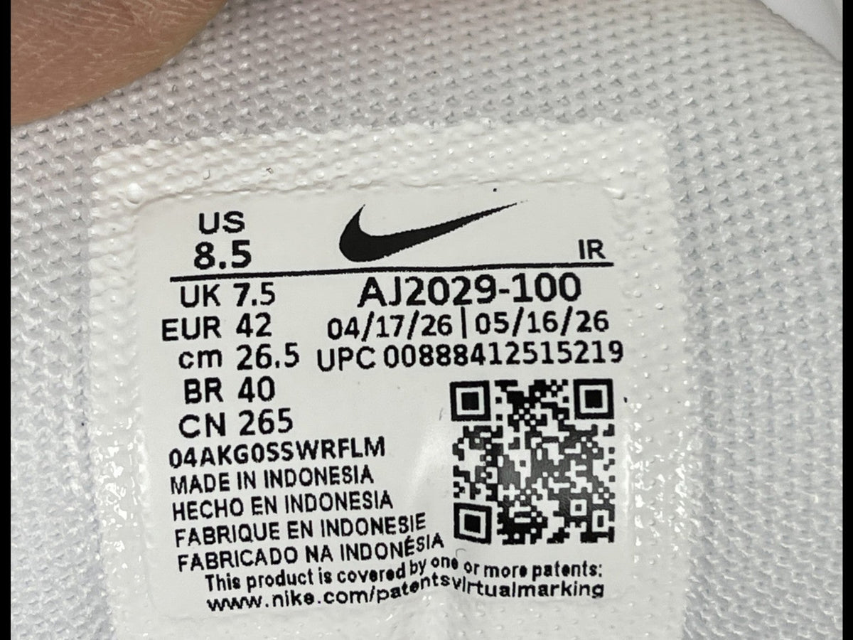 Nike Air Max Plus Triple White