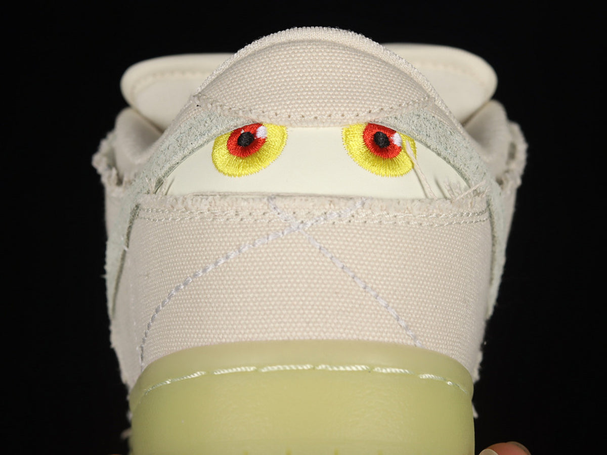 Nike SB Dunk Low 'Mummy'