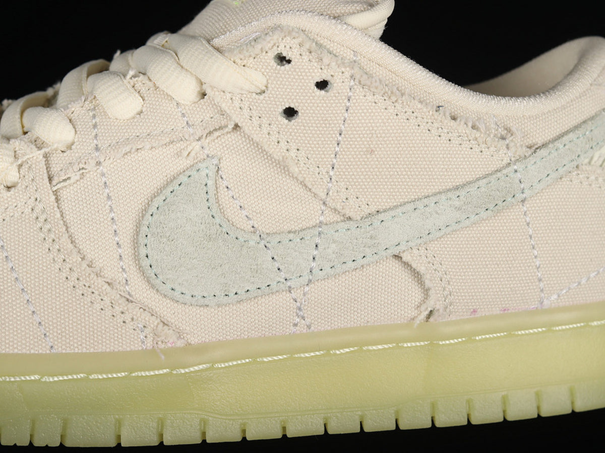 Nike SB Dunk Low 'Mummy'
