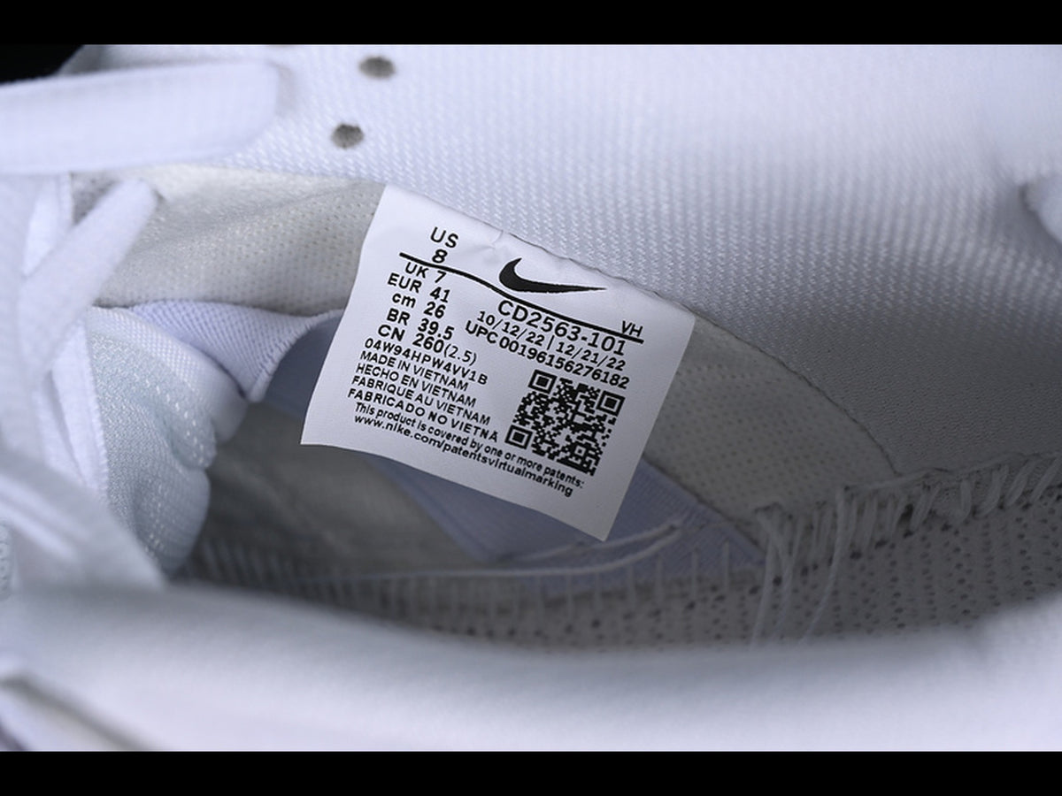 Nike SB Dunk Low Pro 'White Gum'