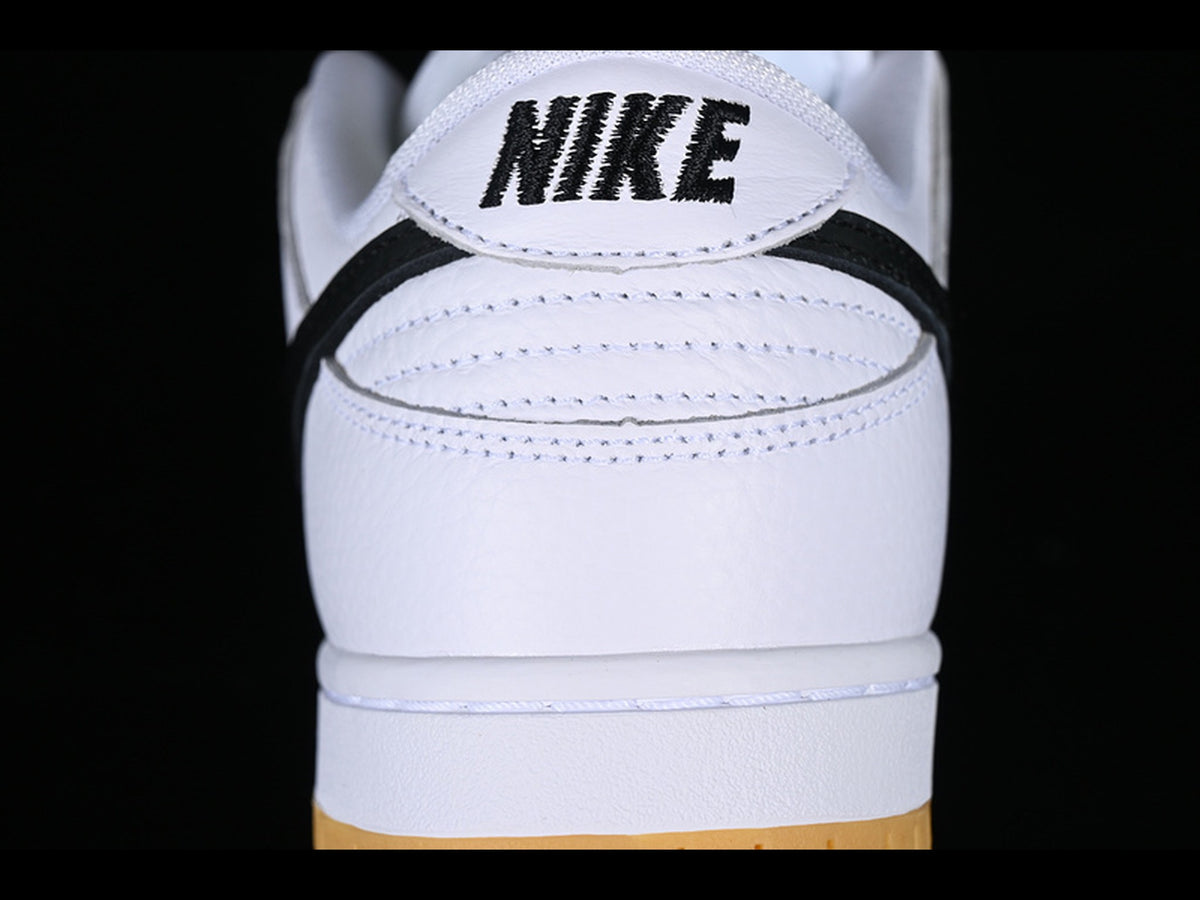 Nike SB Dunk Low Pro 'White Gum'