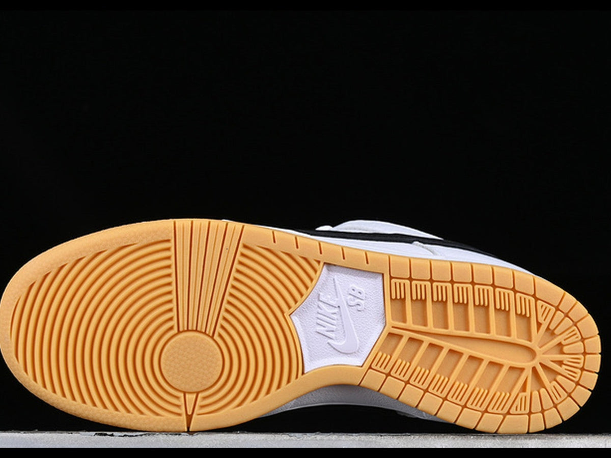 Nike SB Dunk Low Pro 'White Gum'