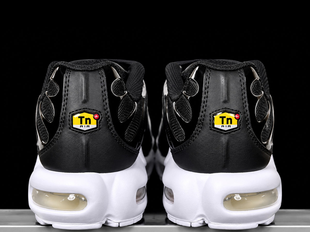 Nike Air Max Plus Black White Womens