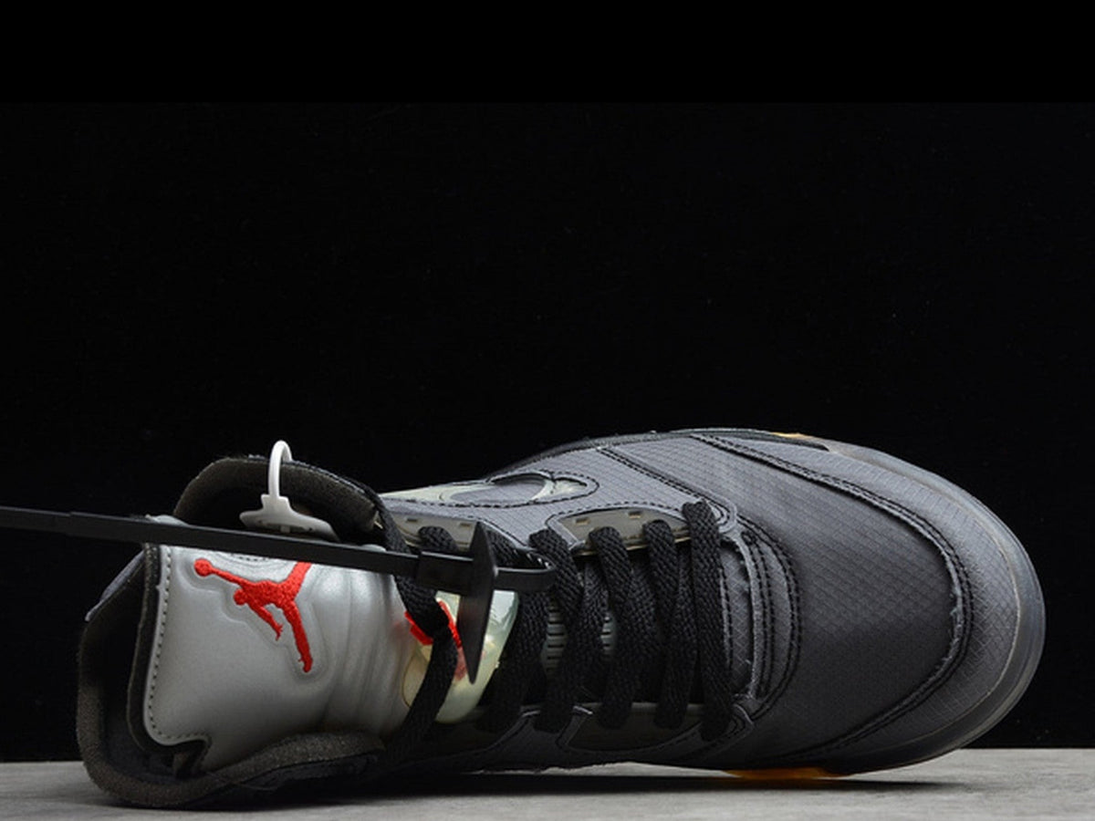Off-White x Air Jordan 5 Retro SP