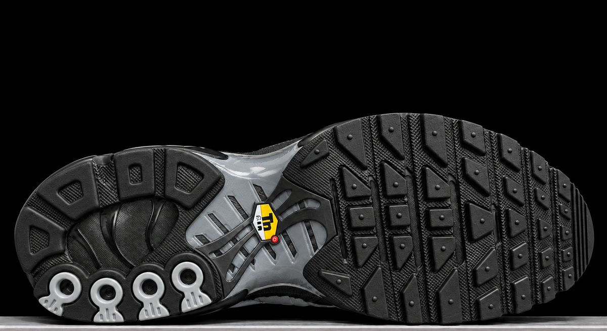 PSG Nike Air Max Plus Premium Black Particle Grey