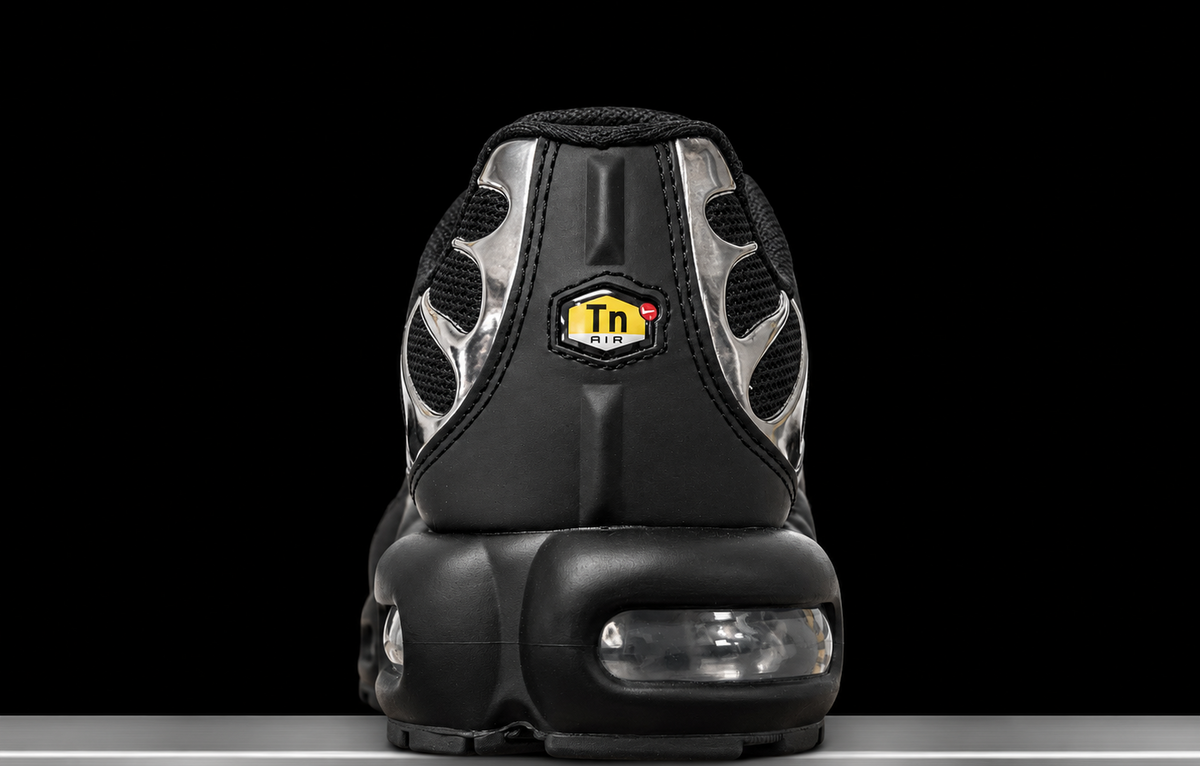Air Max Plus SE Black Chrome