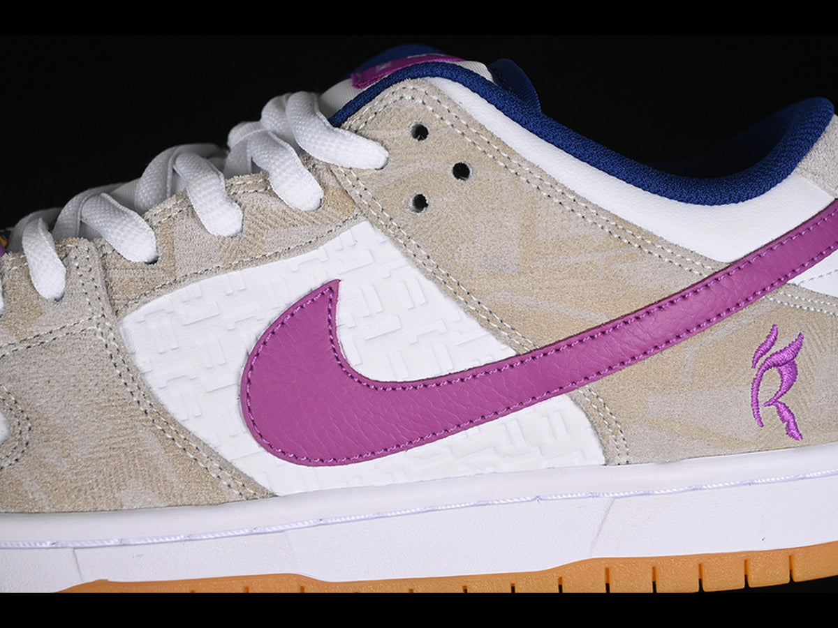 Rayssa Leal x Nike SB Dunk Low