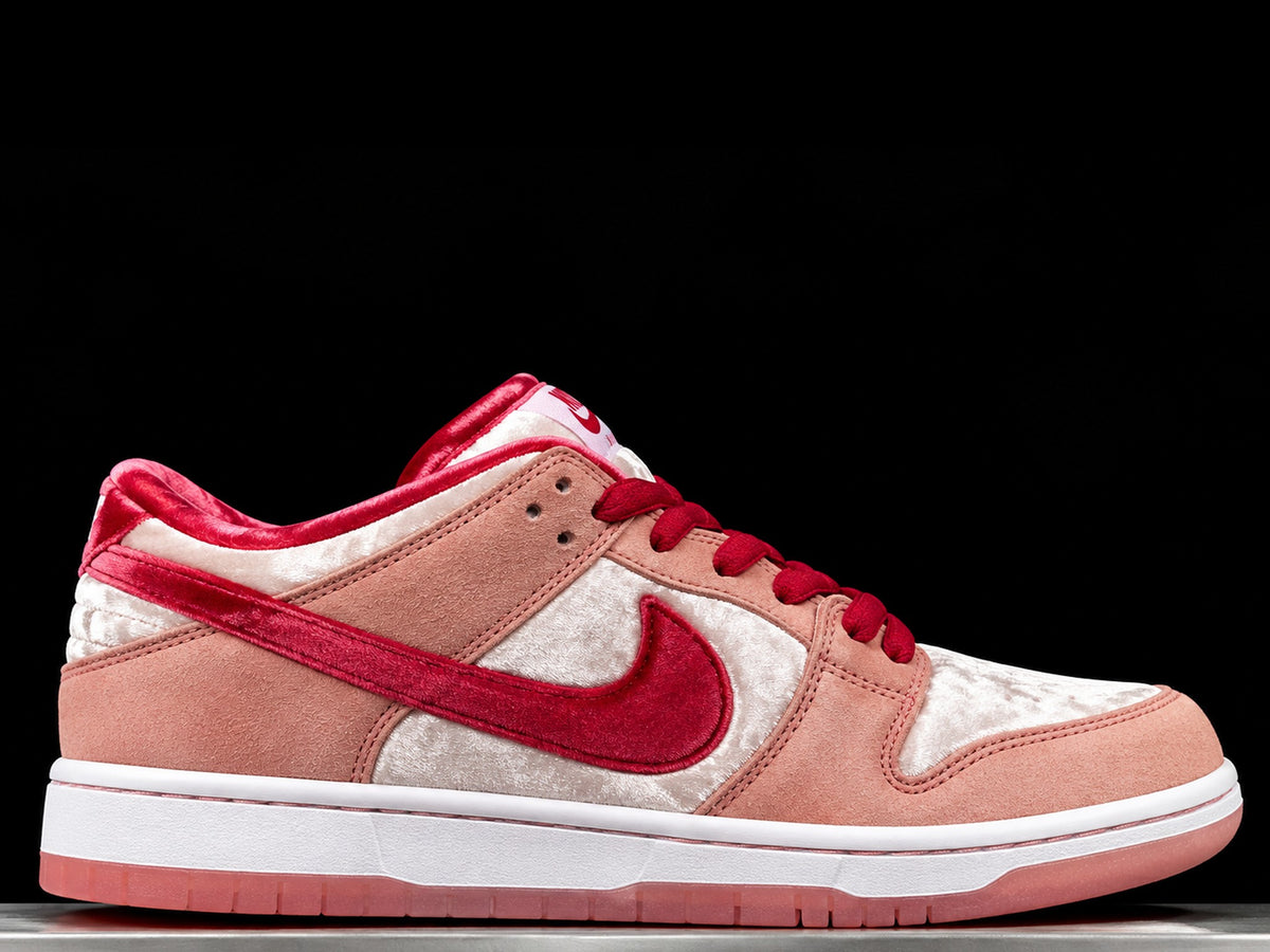 Nike SB Dunk Low Strangelove Skateboards