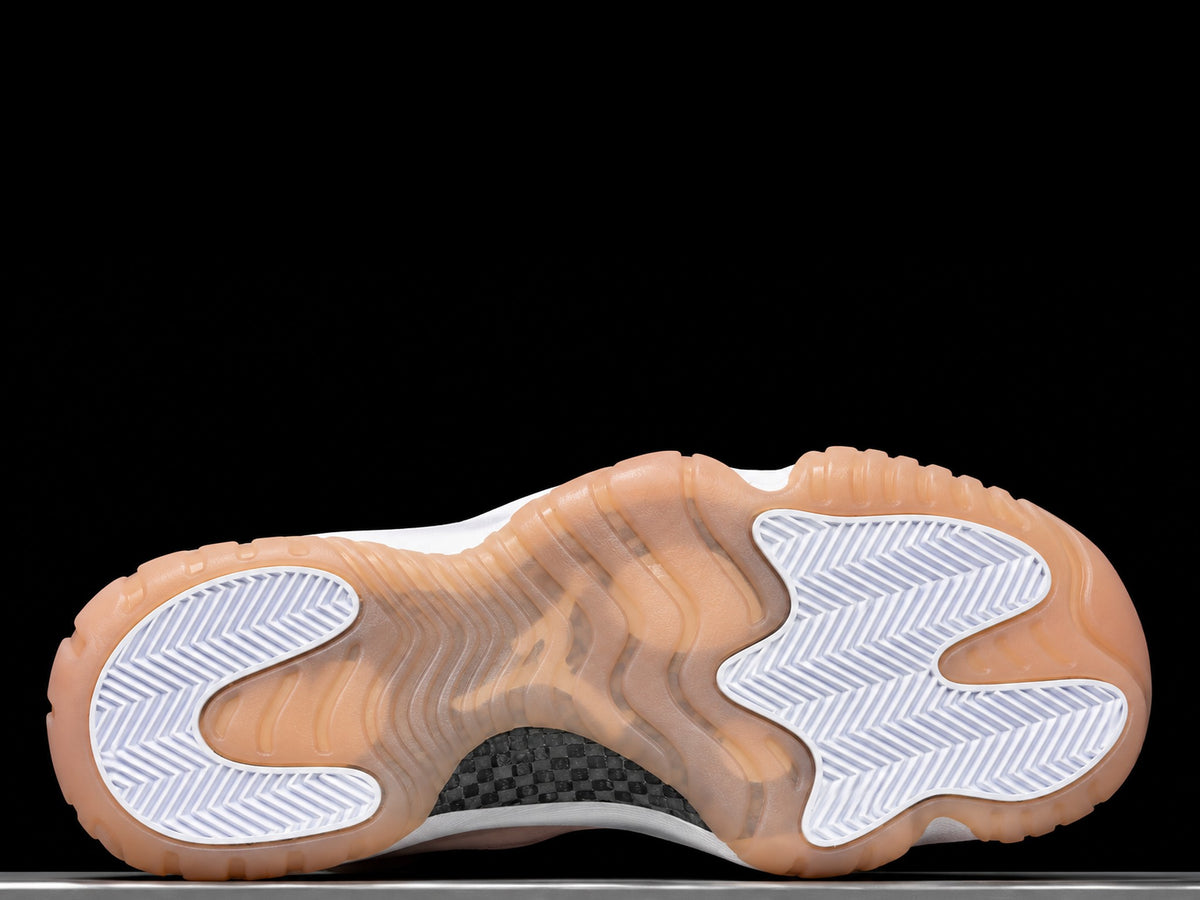 Air Jordan 11 Low WMNS “Legend Pink”