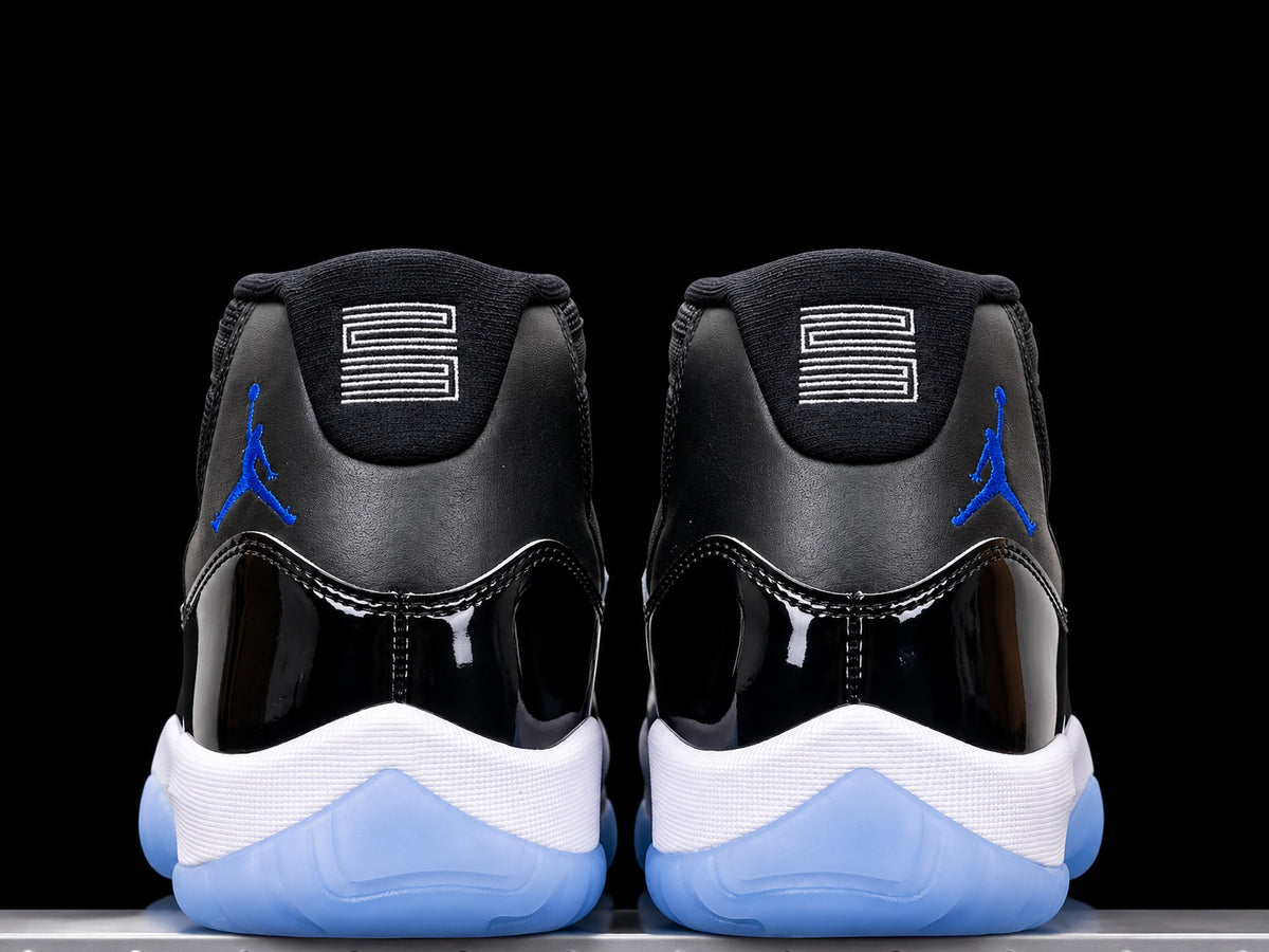 Air Jordan 11 Retro Space Jam 2026