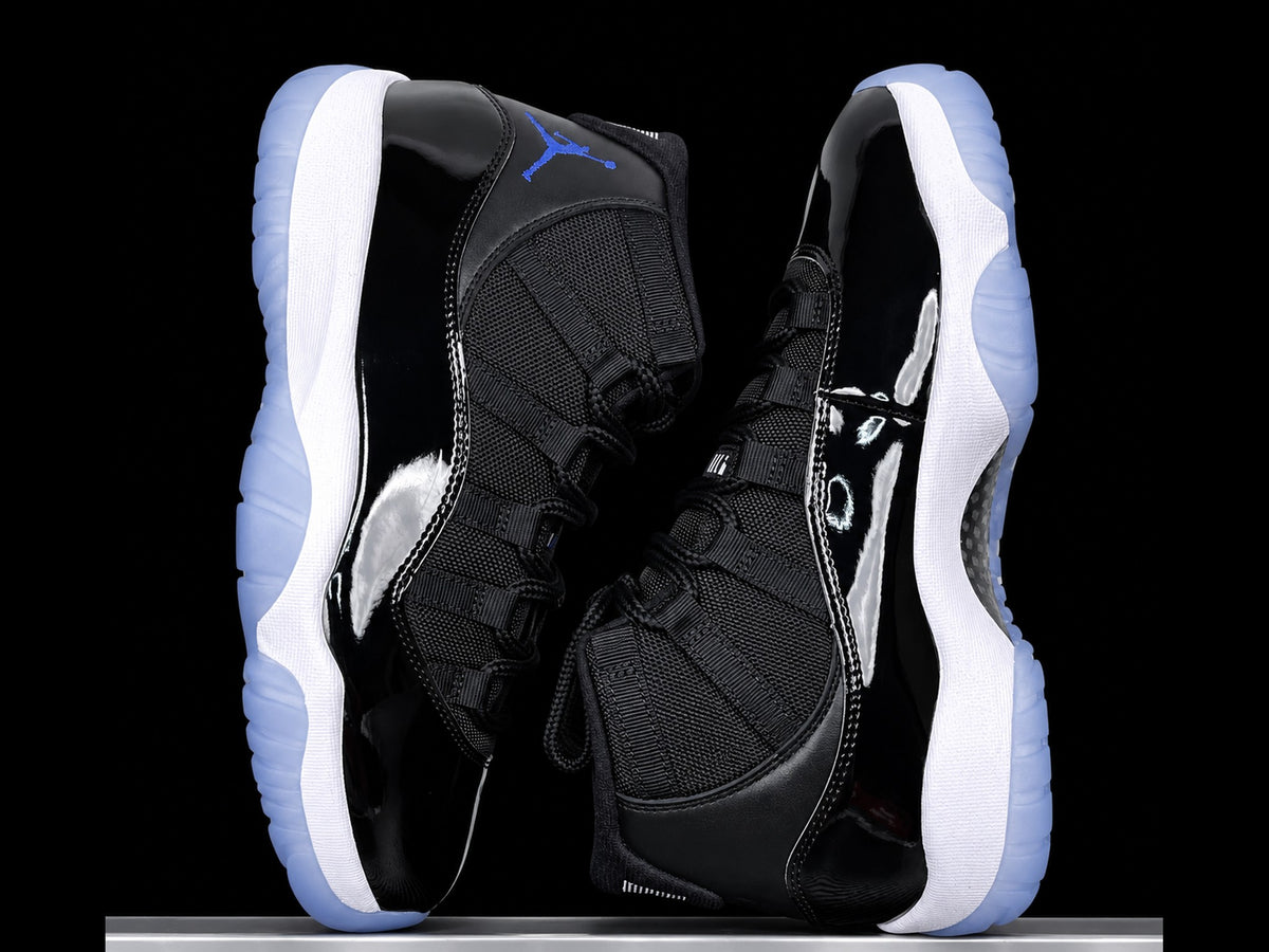 Air Jordan 11 Retro Space Jam 2026