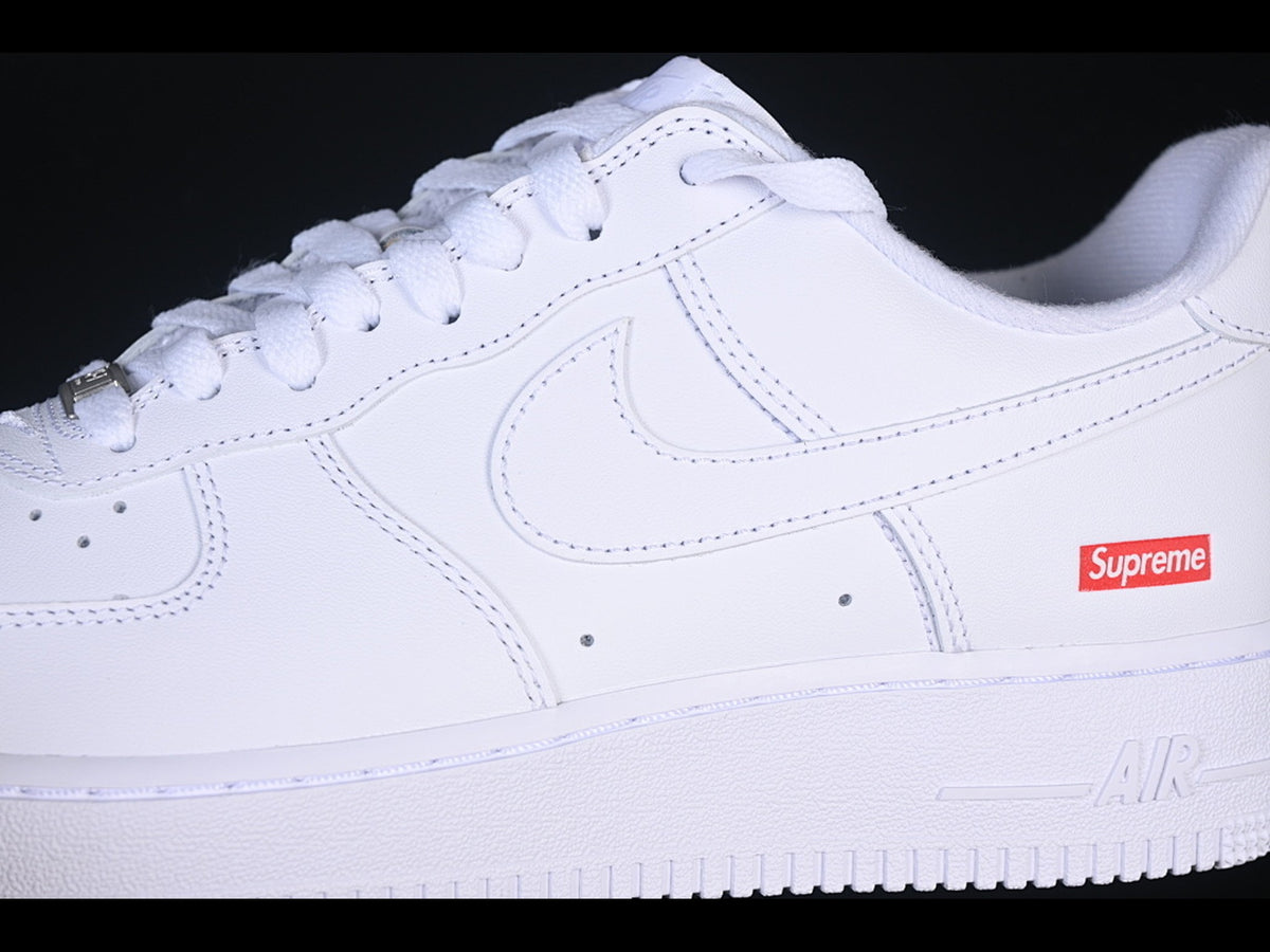 Supreme x Nike Air Force 1 Low 'White'