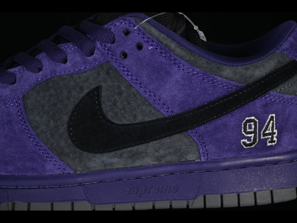 Supreme x Nike SB Dunk Low '94 Ink'