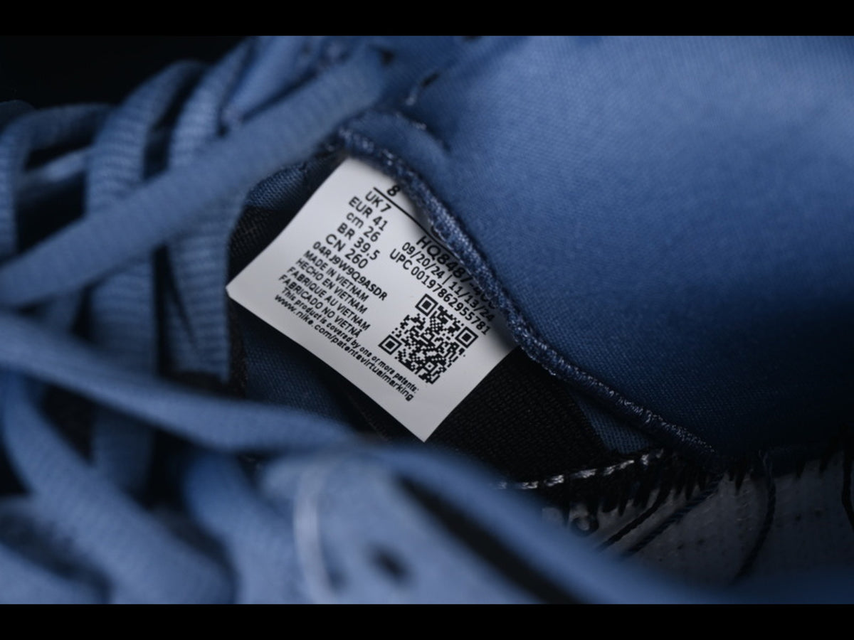 Supreme x Nike SB Dunk Low '94 Ocean Fog'