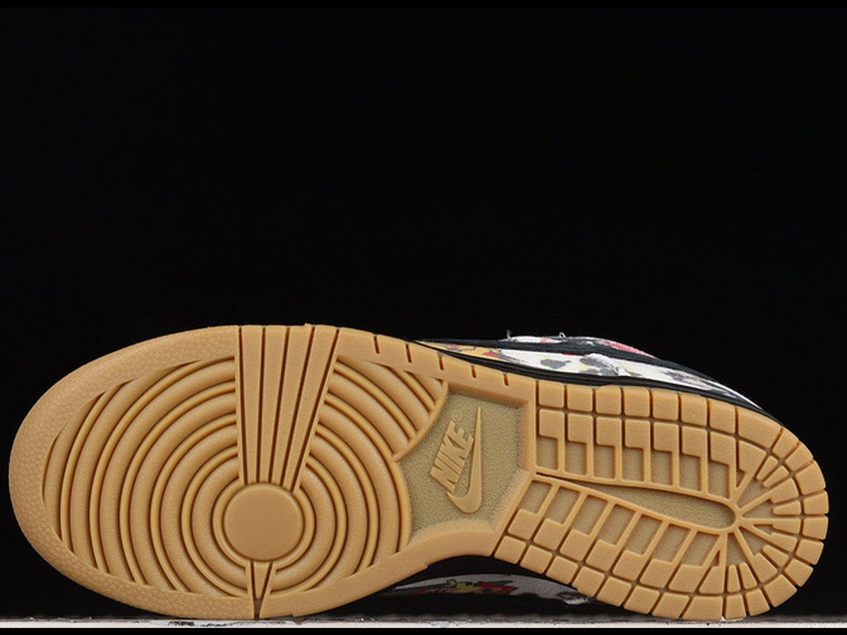Supreme x Nike SB Dunk Low "Rammellzee"