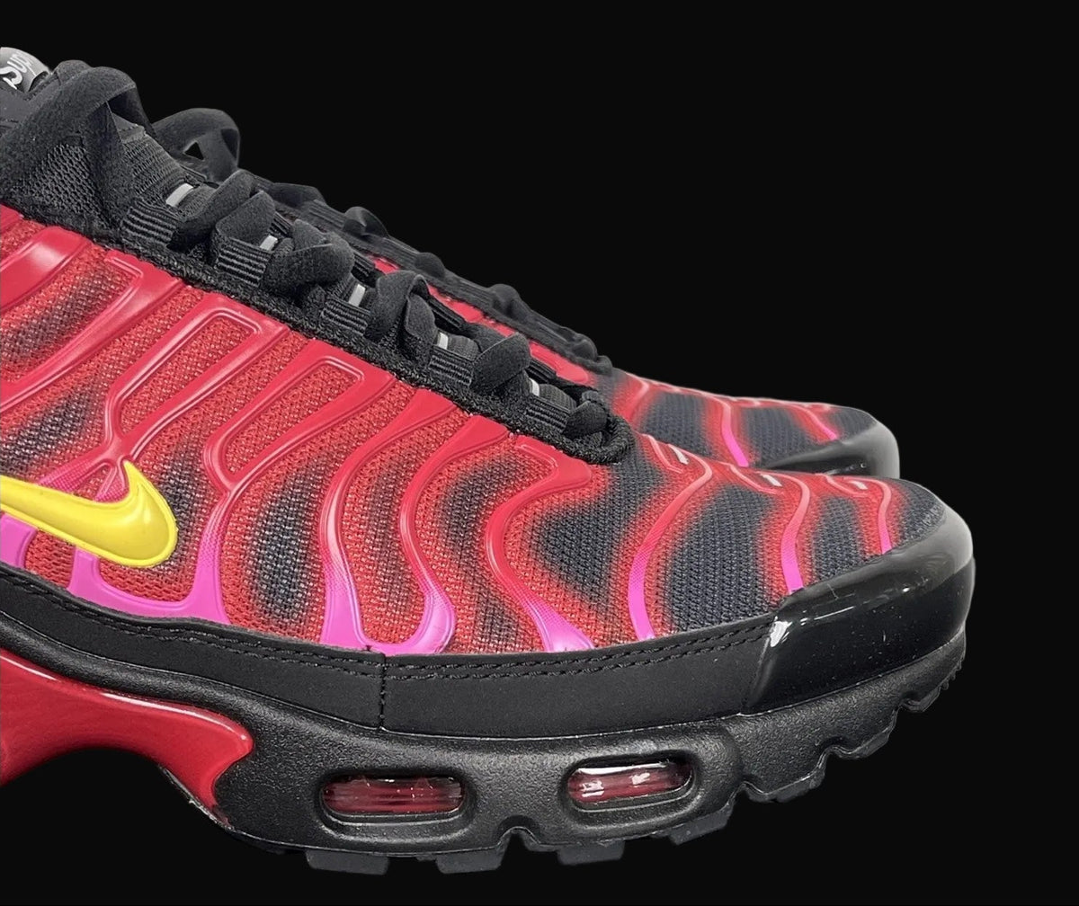 Supreme x Nike Air Max Plus TN University Red Fire Pink