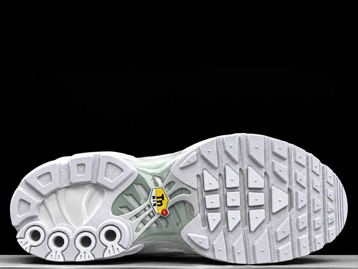 Nike Air Max Plus Triple White Womens