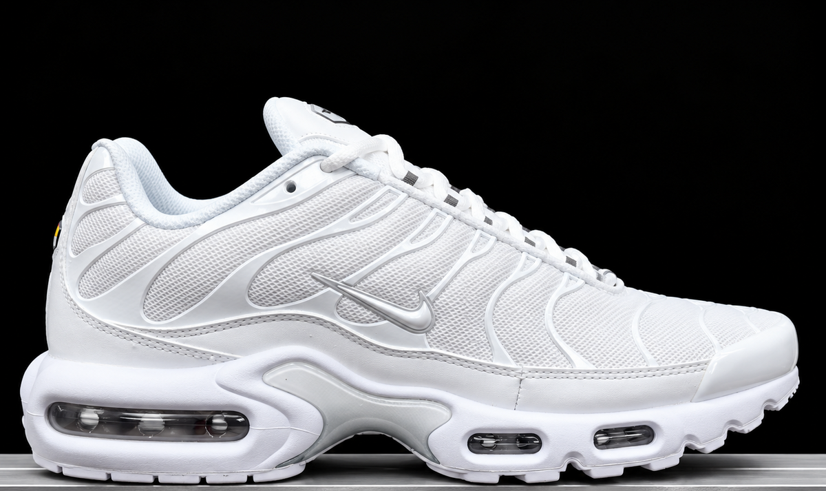 Nike Air Max Plus Triple White Womens