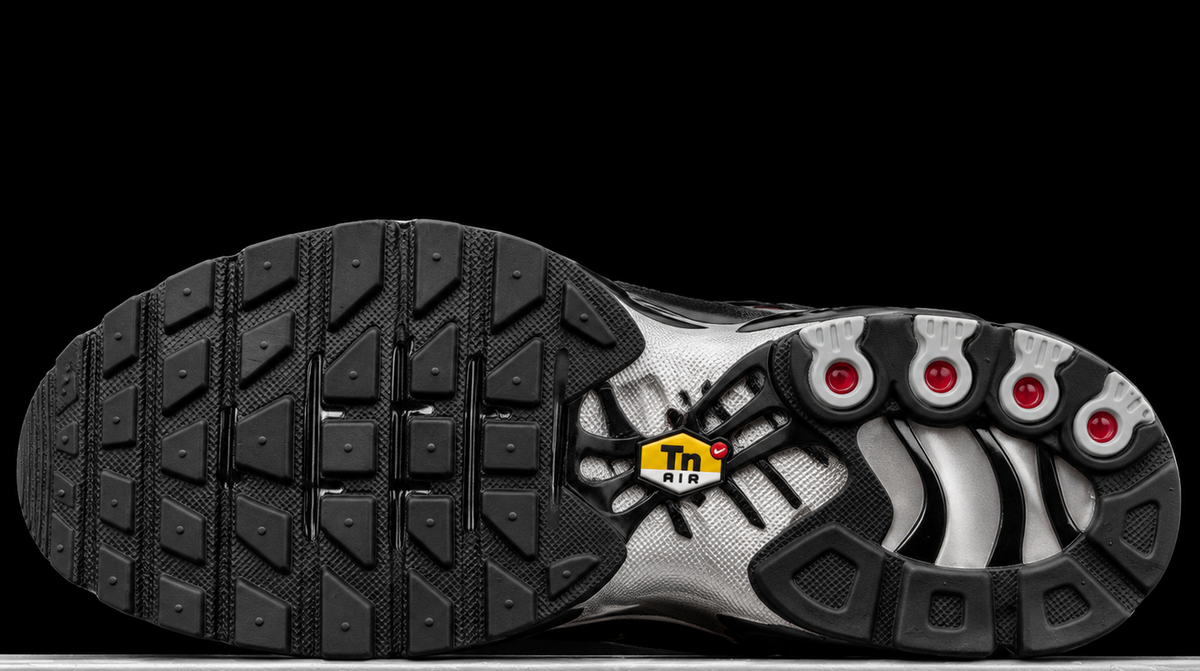Nike Air Max Plus Premium Black Reflective Silver