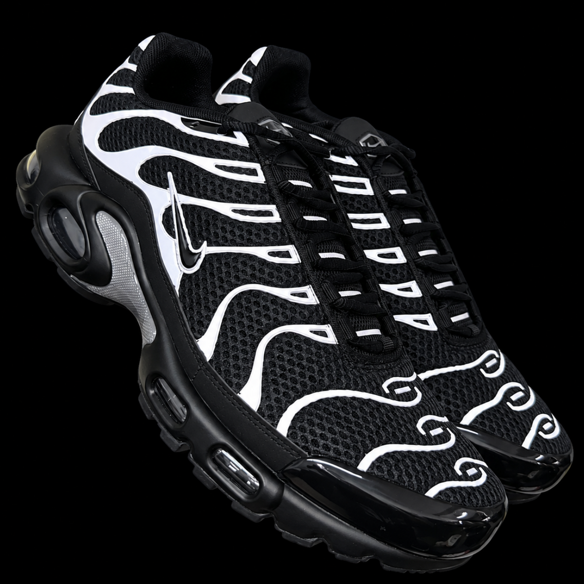 Nike Air Max Plus Premium Black Reflective Silver