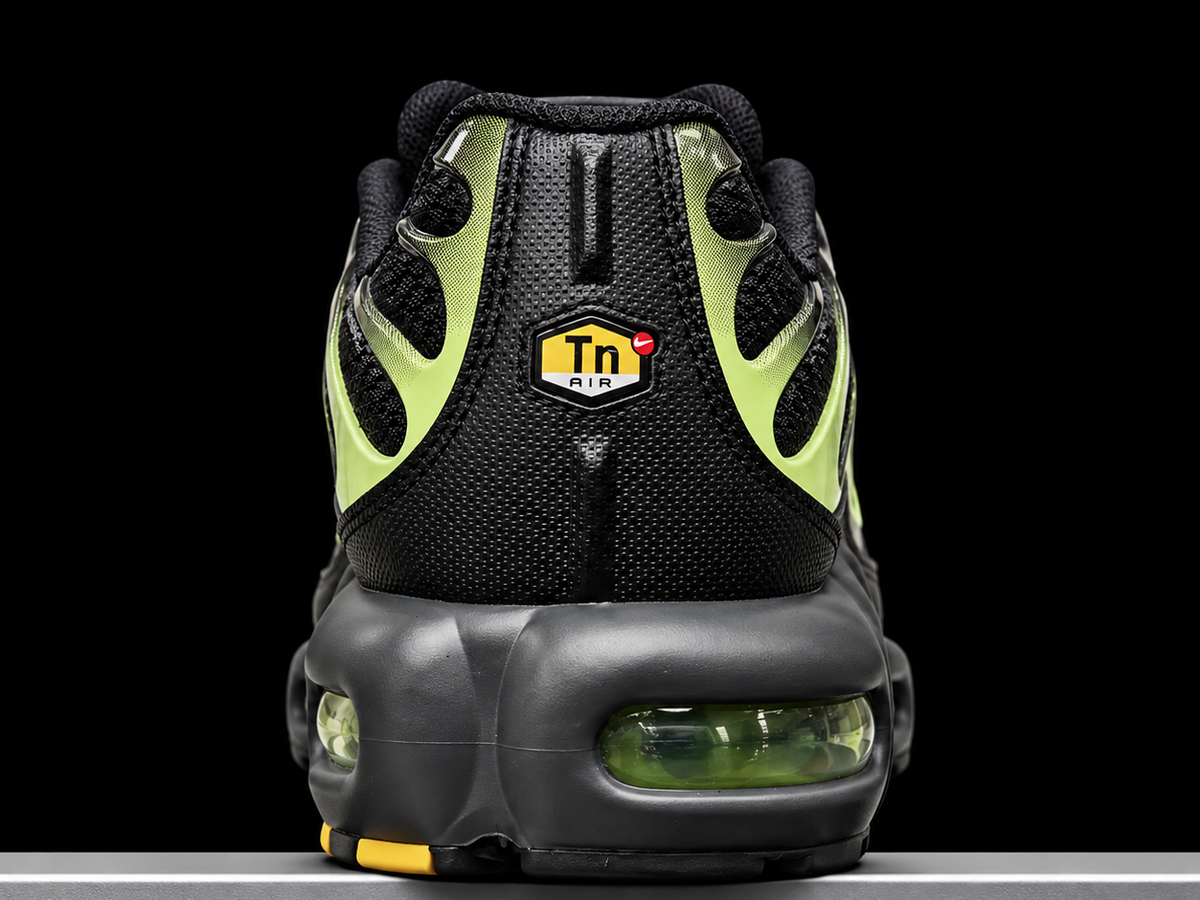 Air Max Plus Iron Grey